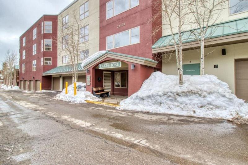 2 Bedroom Mountain Condo In Lakeside Village Near Keystone Lake With Complimentary Shuttle Service view 5