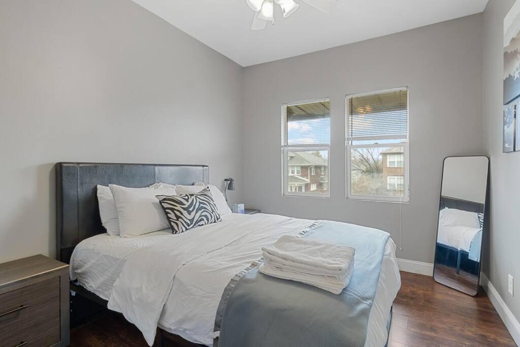 Pet&Baby Friendly 2BR w- in-unit Laundry WIFI
