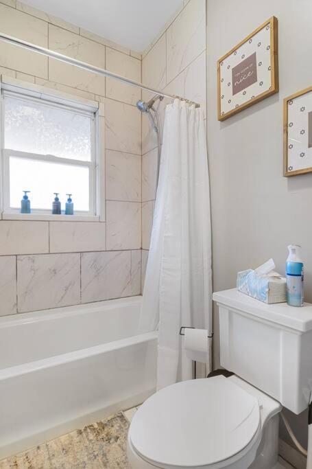 Pet&Baby Friendly 2BR w- in-unit Laundry WIFI