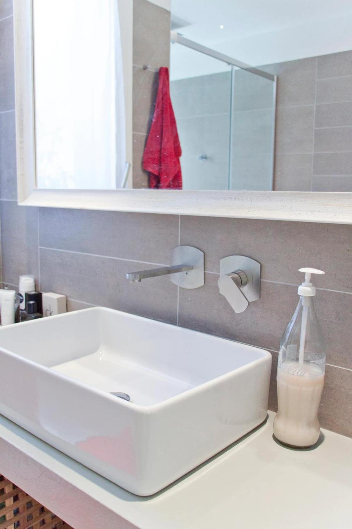 YR Apartments Central Station - 5 Min Walk to Metro & Trains