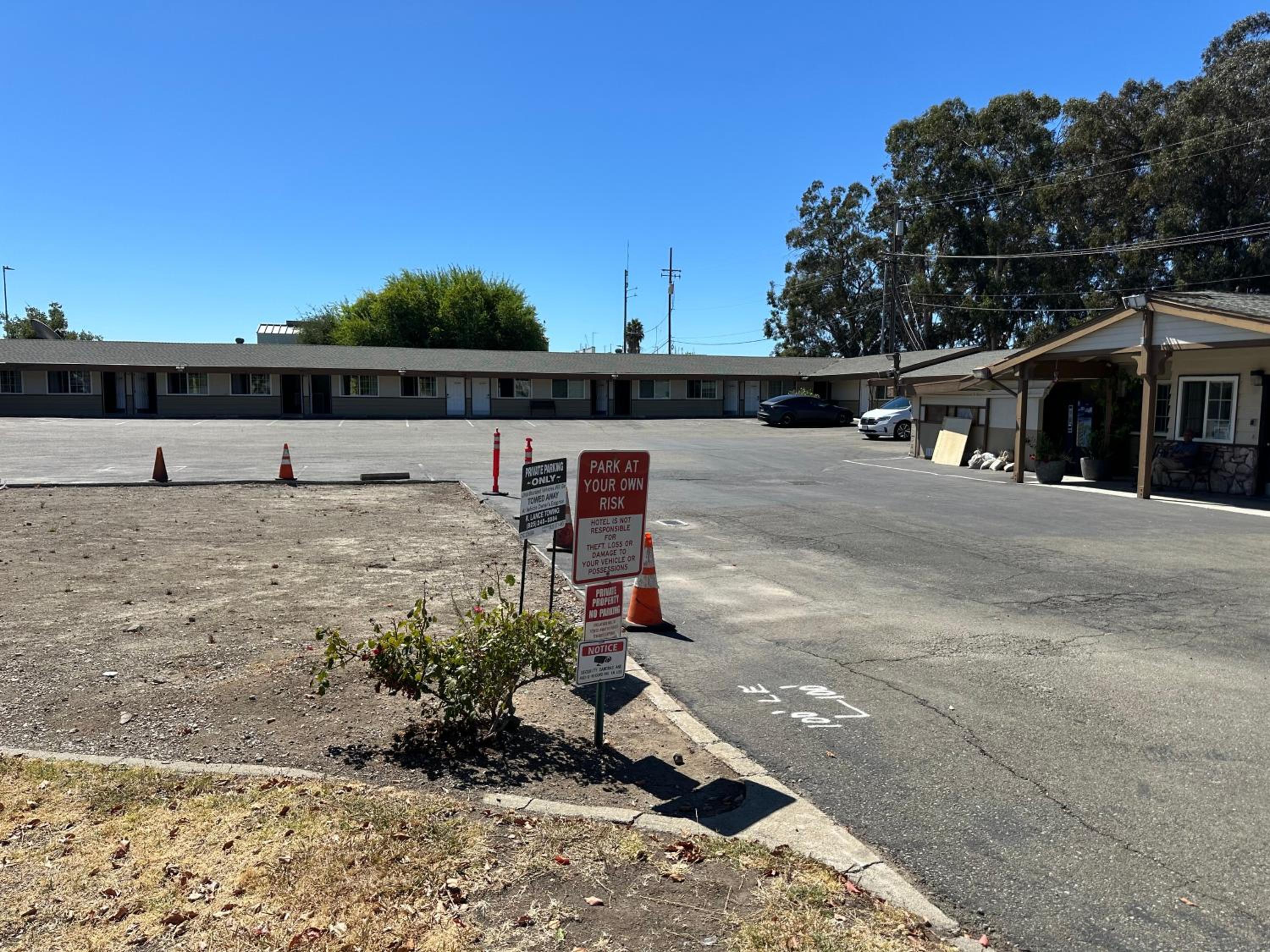 Sands Motel view 2