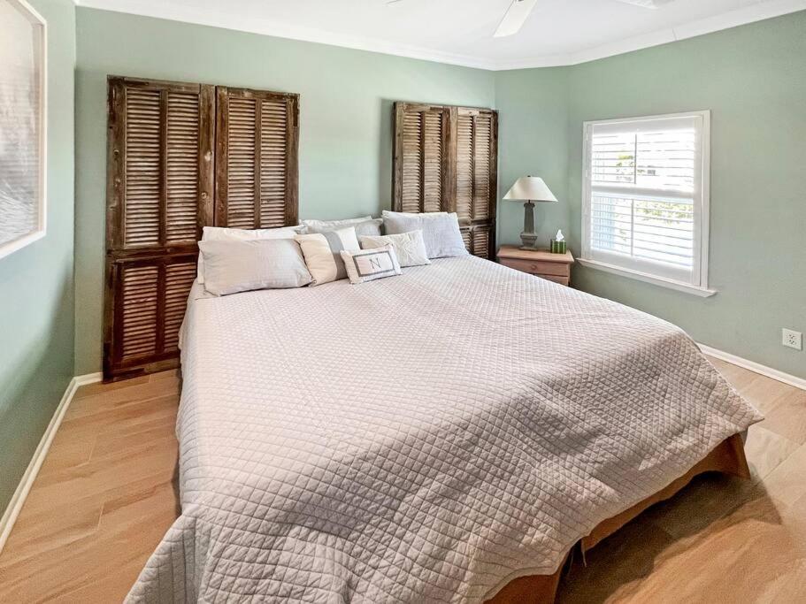 Blue Angel, Blue Angel -Gulf Front, Beautiful Views! Great for Families! view 3