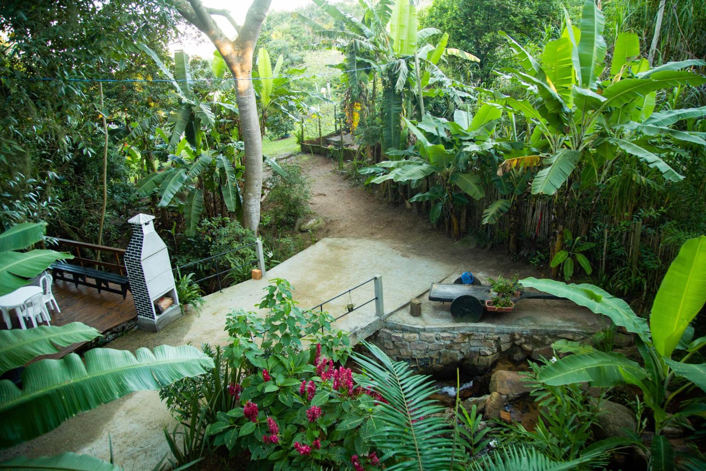 Cabana com Cachoeira Privativa