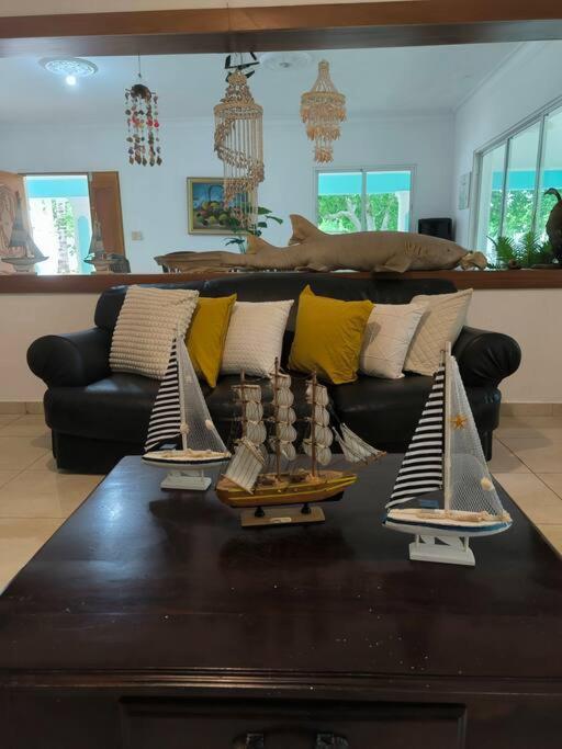 Casa Punta Rucia Frente al Mar by drvacationsrental