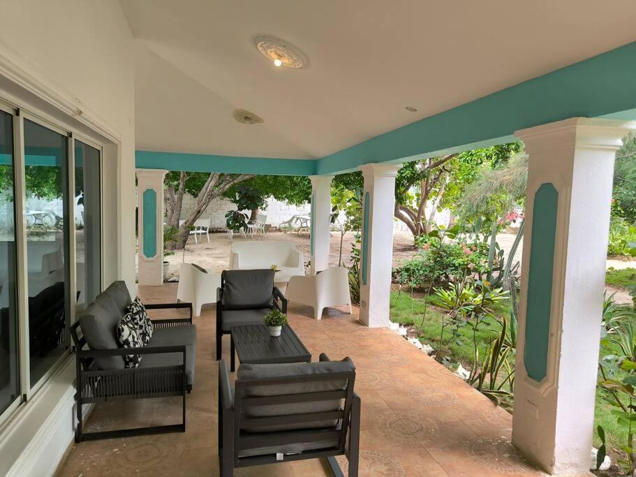 Casa Punta Rucia Frente al Mar by drvacationsrental