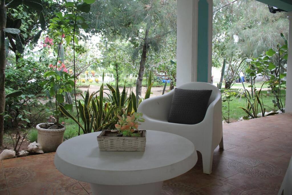 Casa Punta Rucia Frente al Mar by drvacationsrental