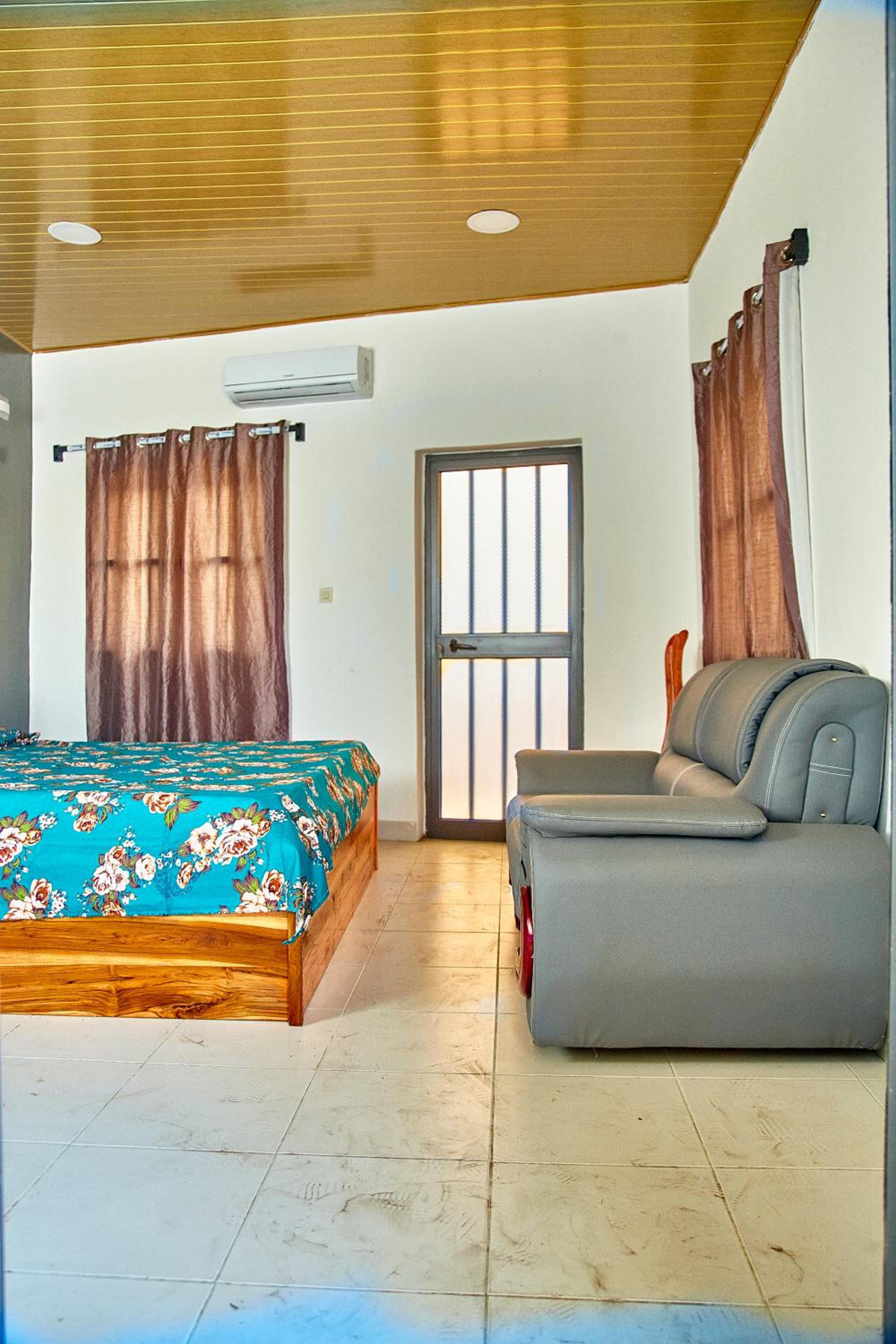 Appartement meublé AKAPEO view 3