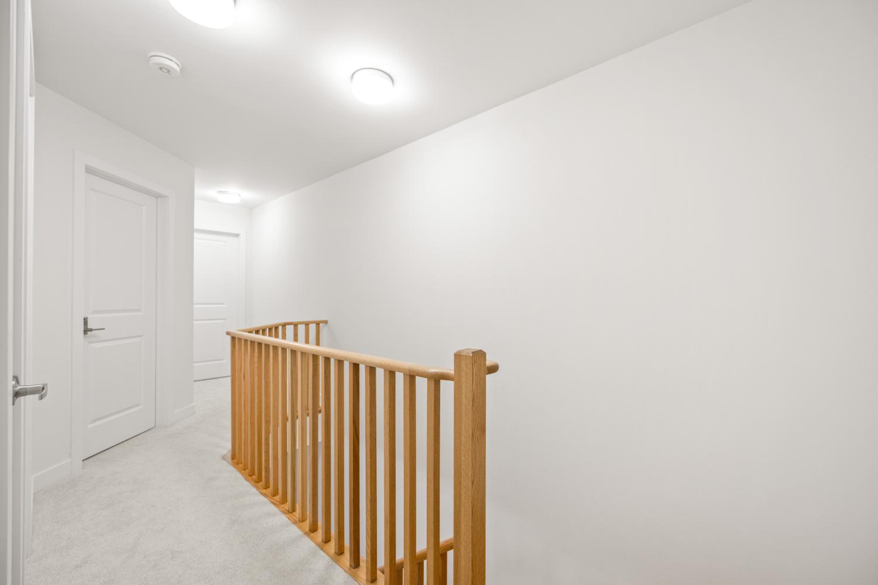 CEDAR Double Room with attached private Bathroom and Balcony in Toronto, ON, Canada