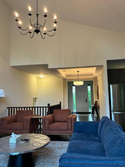 Whispering Pines Muskoka 3BR 3 Ensuite Baths