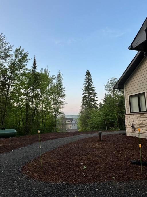 Whispering Pines Muskoka 3BR 3 Ensuite Baths