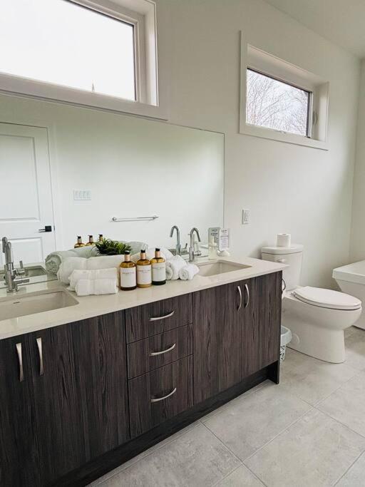 Whispering Pines Muskoka 3BR 3 Ensuite Baths