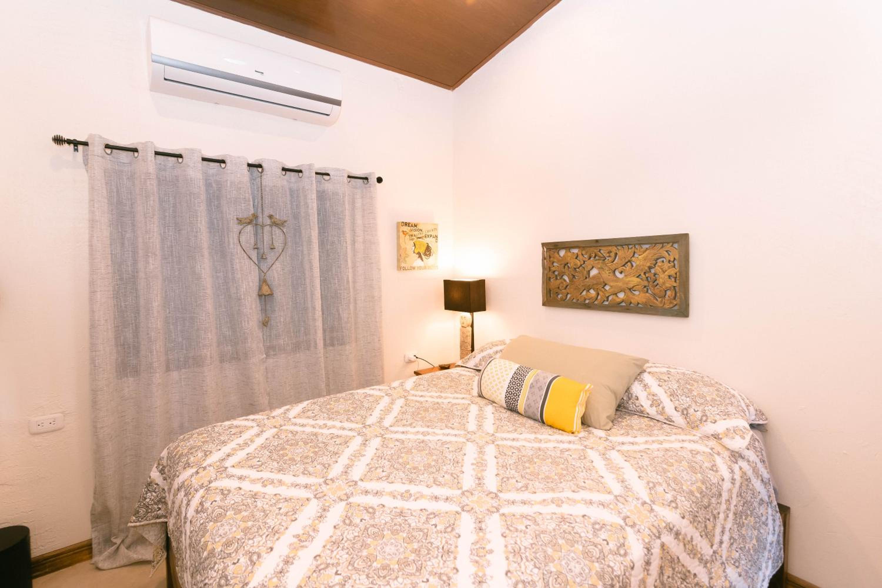 Jungle Glory Home Arriba