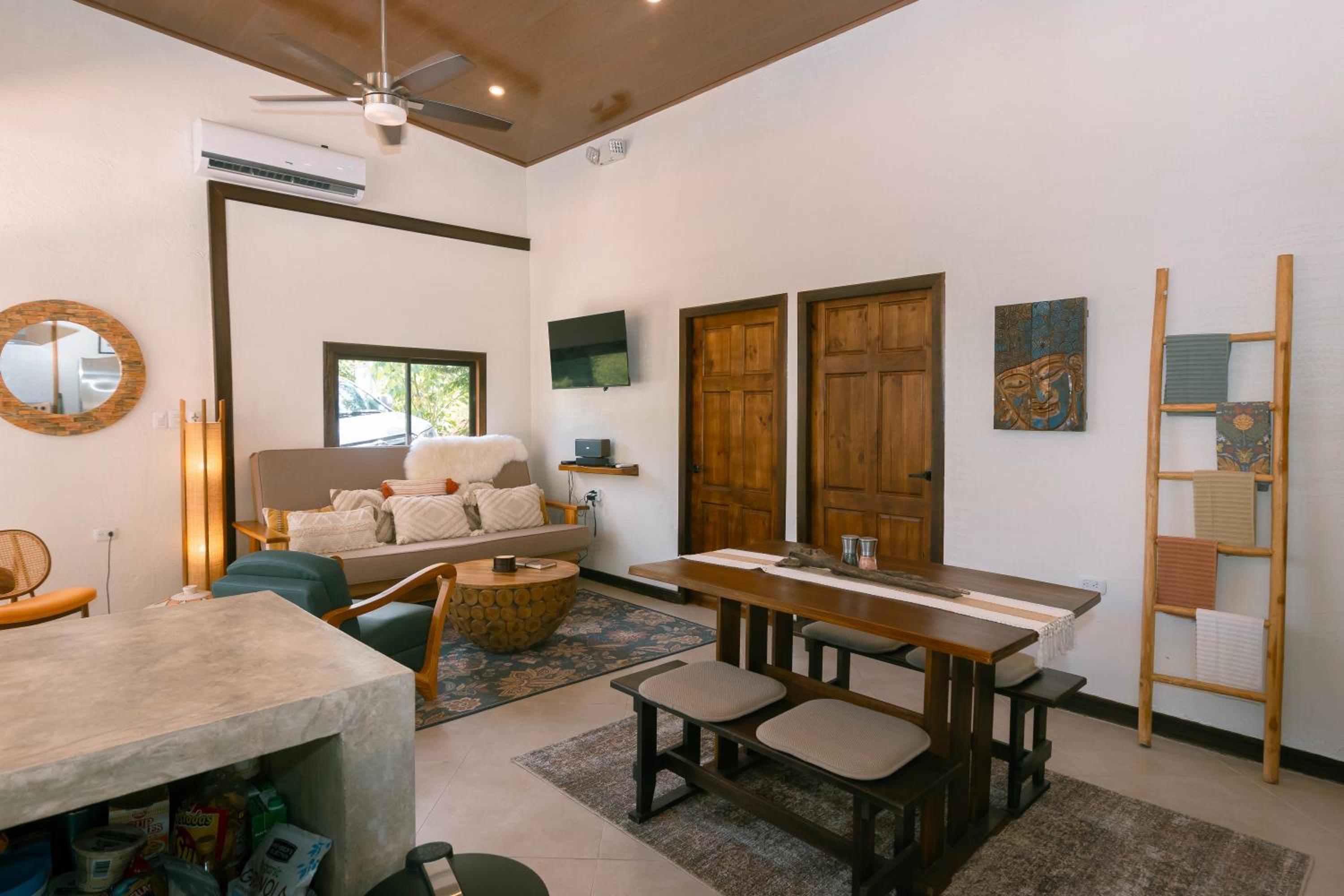 Jungle Glory Home Arriba