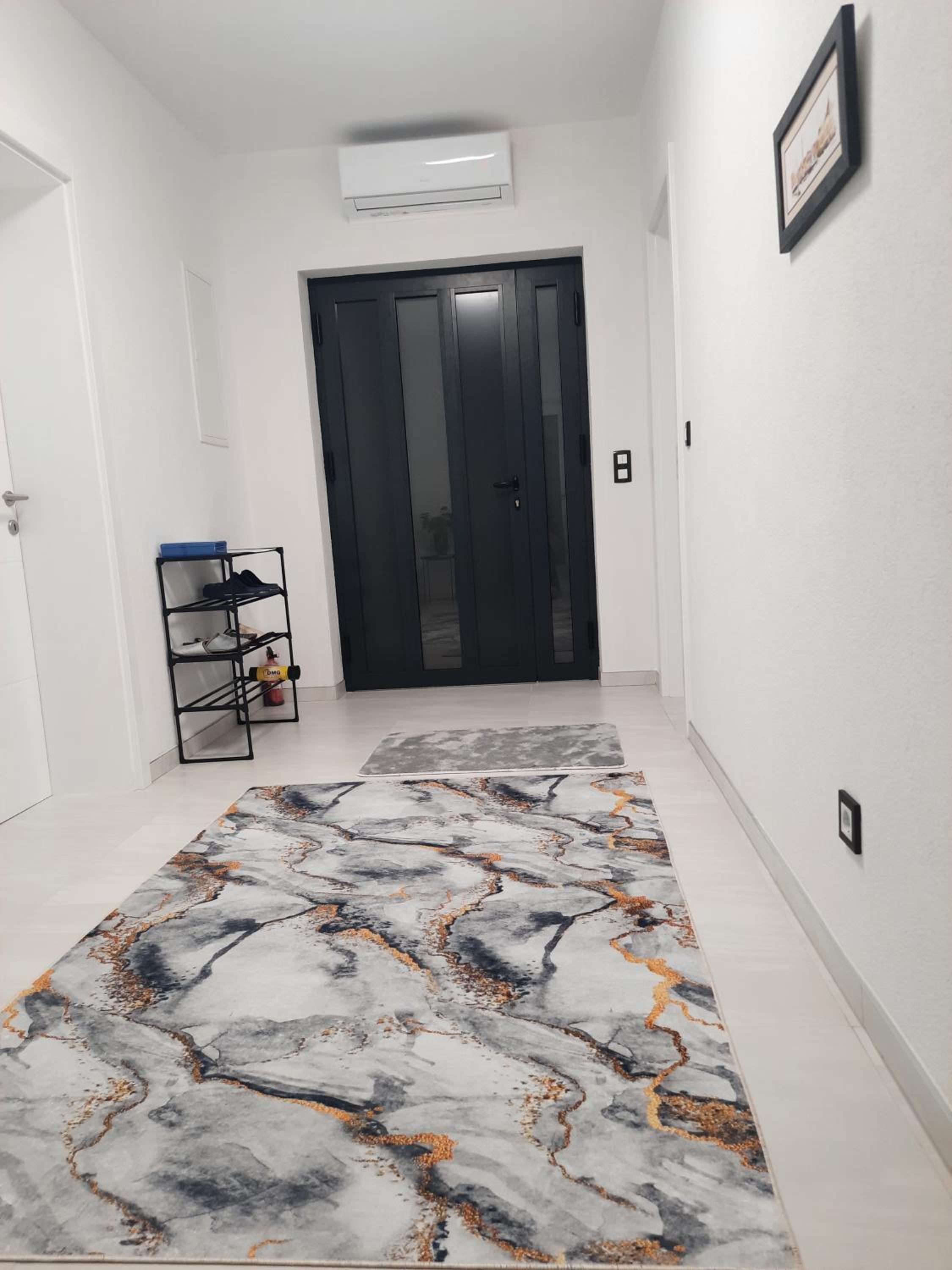 Apartments White House Bihac