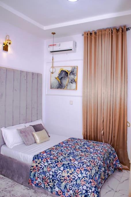 Furnished 4 bedroom duplex