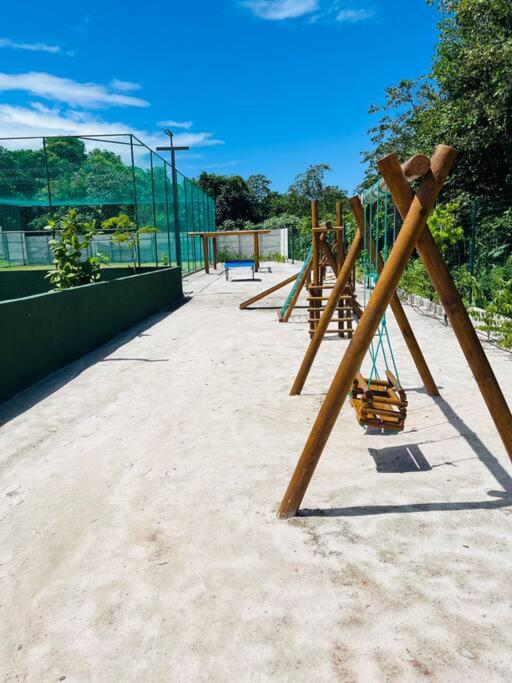 Flat em Muro Alto Porto de Galinhas com Piscina, Ar-condicionado e Cozinha Equipada