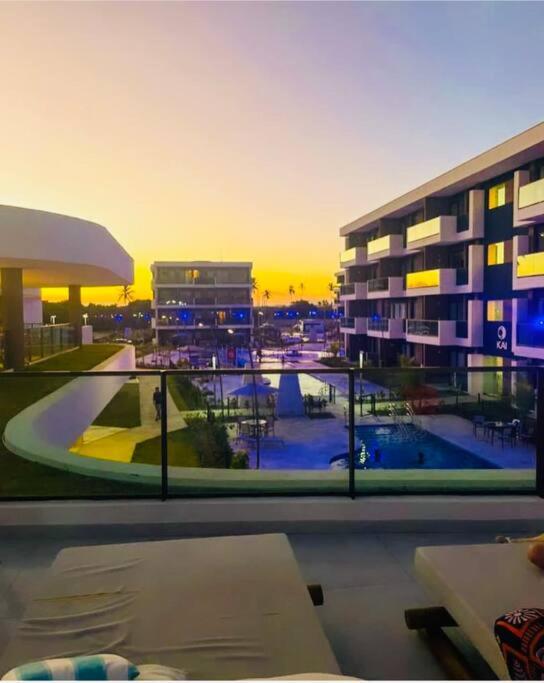 Flat em Muro Alto Porto de Galinhas com Piscina, Ar-condicionado e Cozinha Equipada