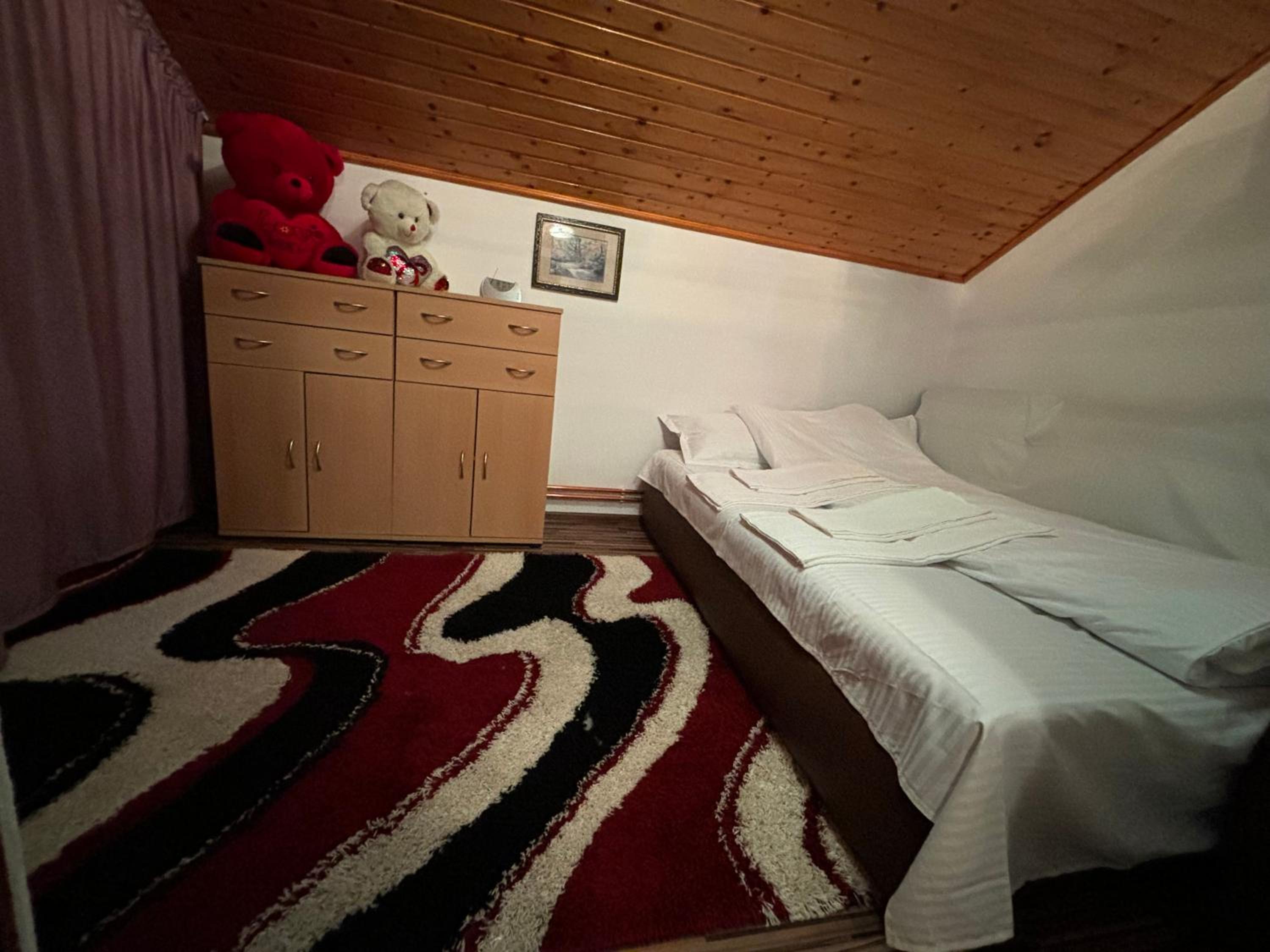 Photo 48