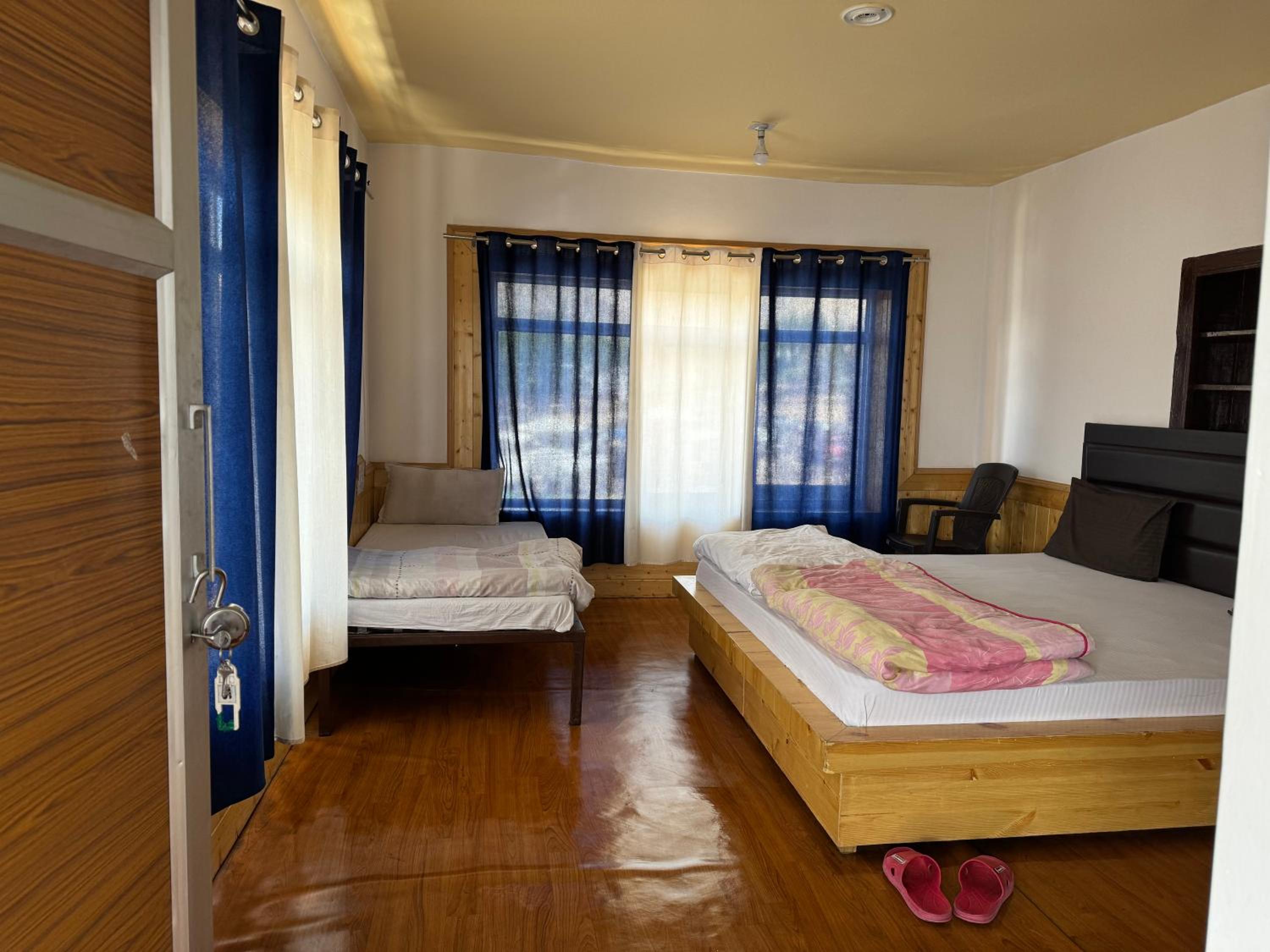 Highway Inn Guest House