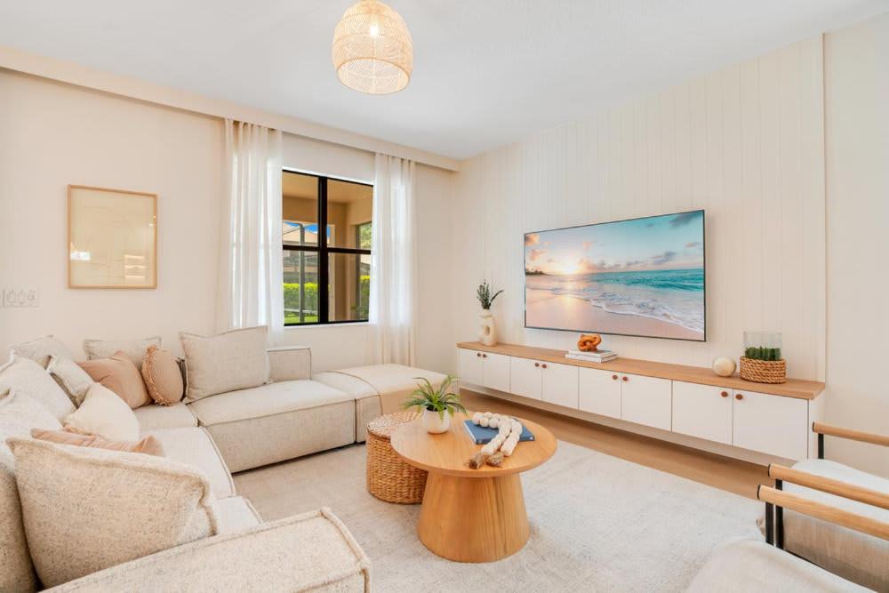 Luxurious Home at The Oasis Club