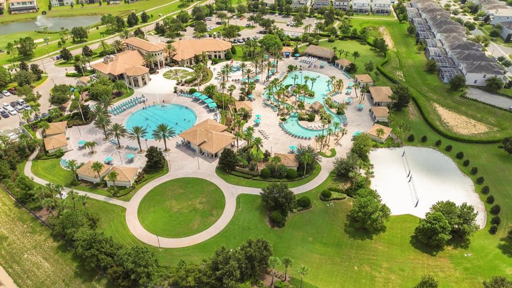 Luxurious Home at The Oasis Club