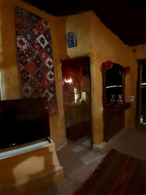 Dahshour Mudhouse Fayoum Desert Road 27km from Pyramid Maydoum Package 4Days 3Nights 500USD full board Visit of Pyramids Khan El Khalili Museum cairo by ni