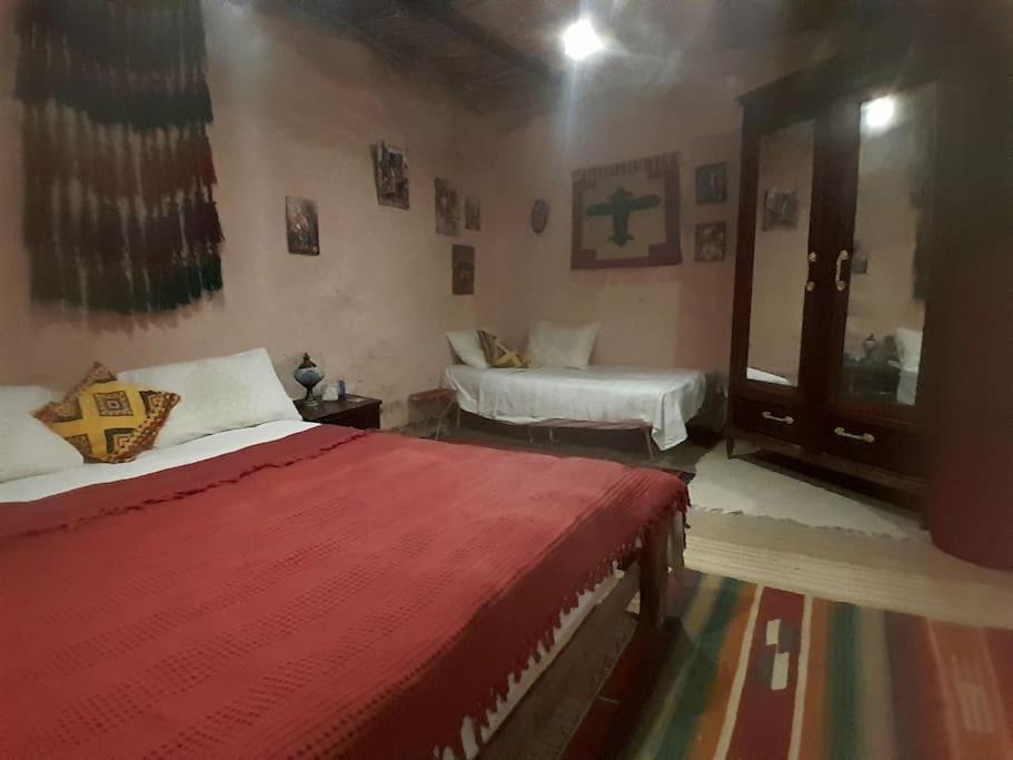 Dahshour Mudhouse Fayoum Desert Road 27km from Pyramid Maydoum Package 4Days 3Nights 500USD full board Visit of Pyramids Khan El Khalili Museum cairo by ni