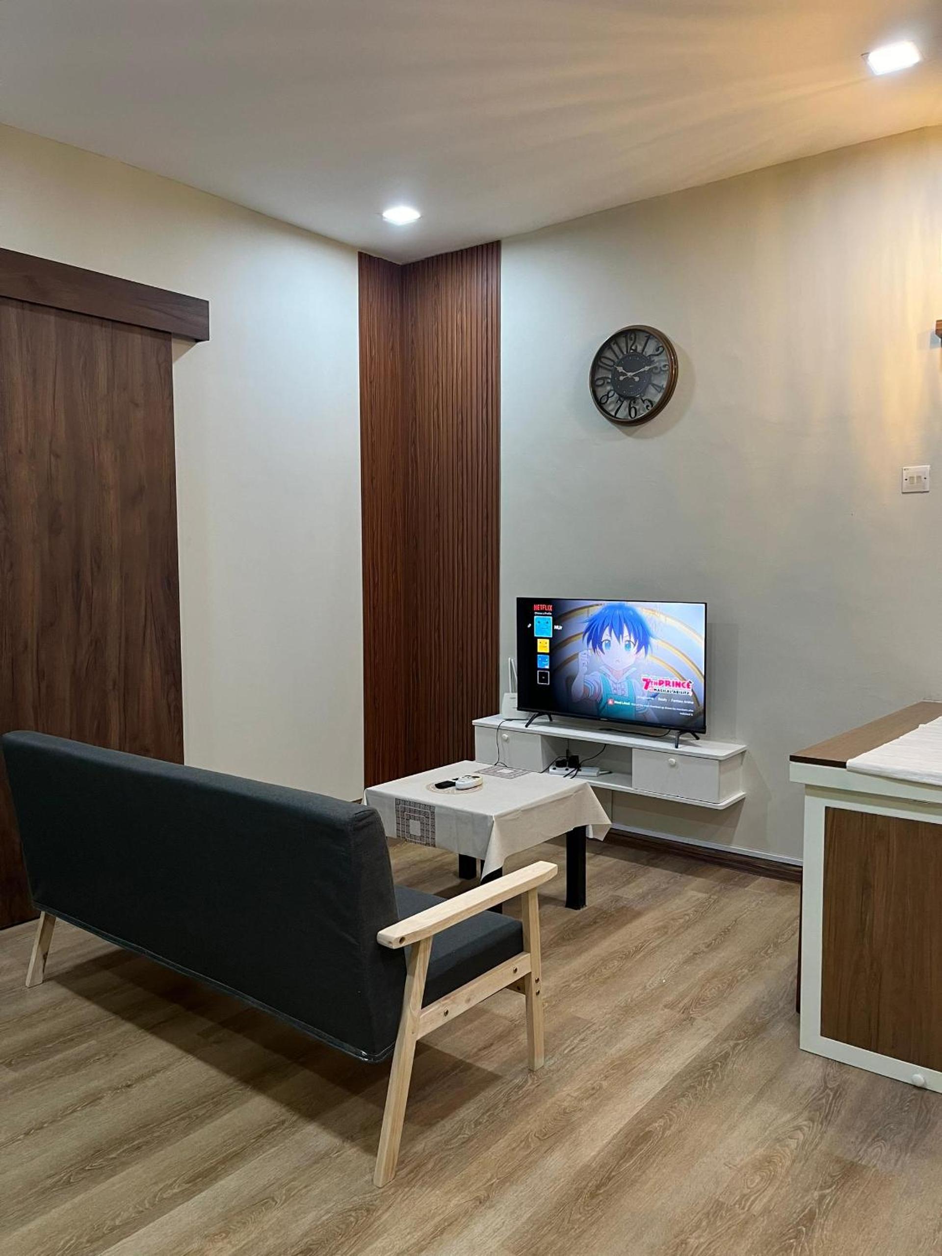 Parkview Service Apartment By Bonjour