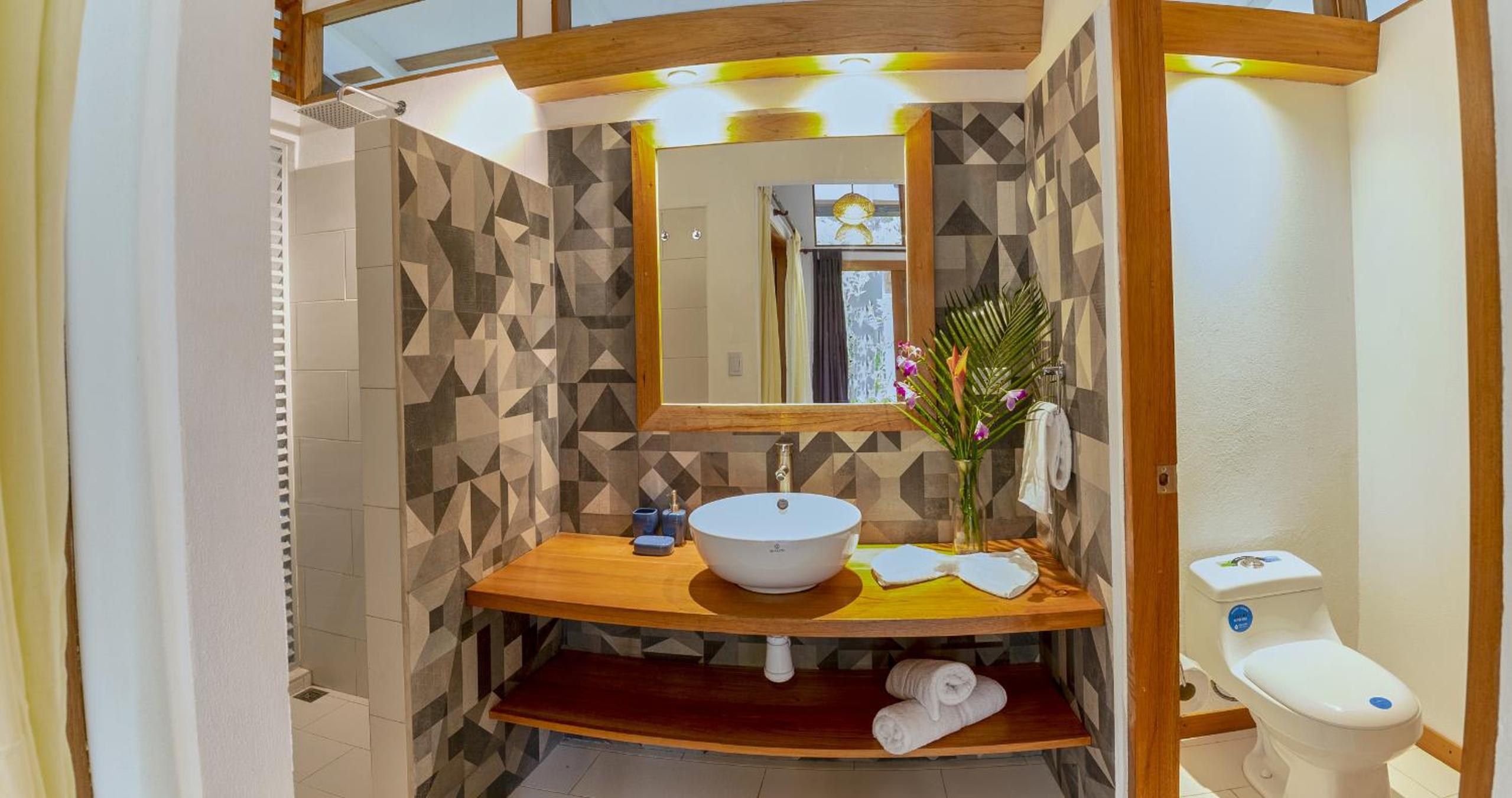 SIREN SANCTUARY Resort