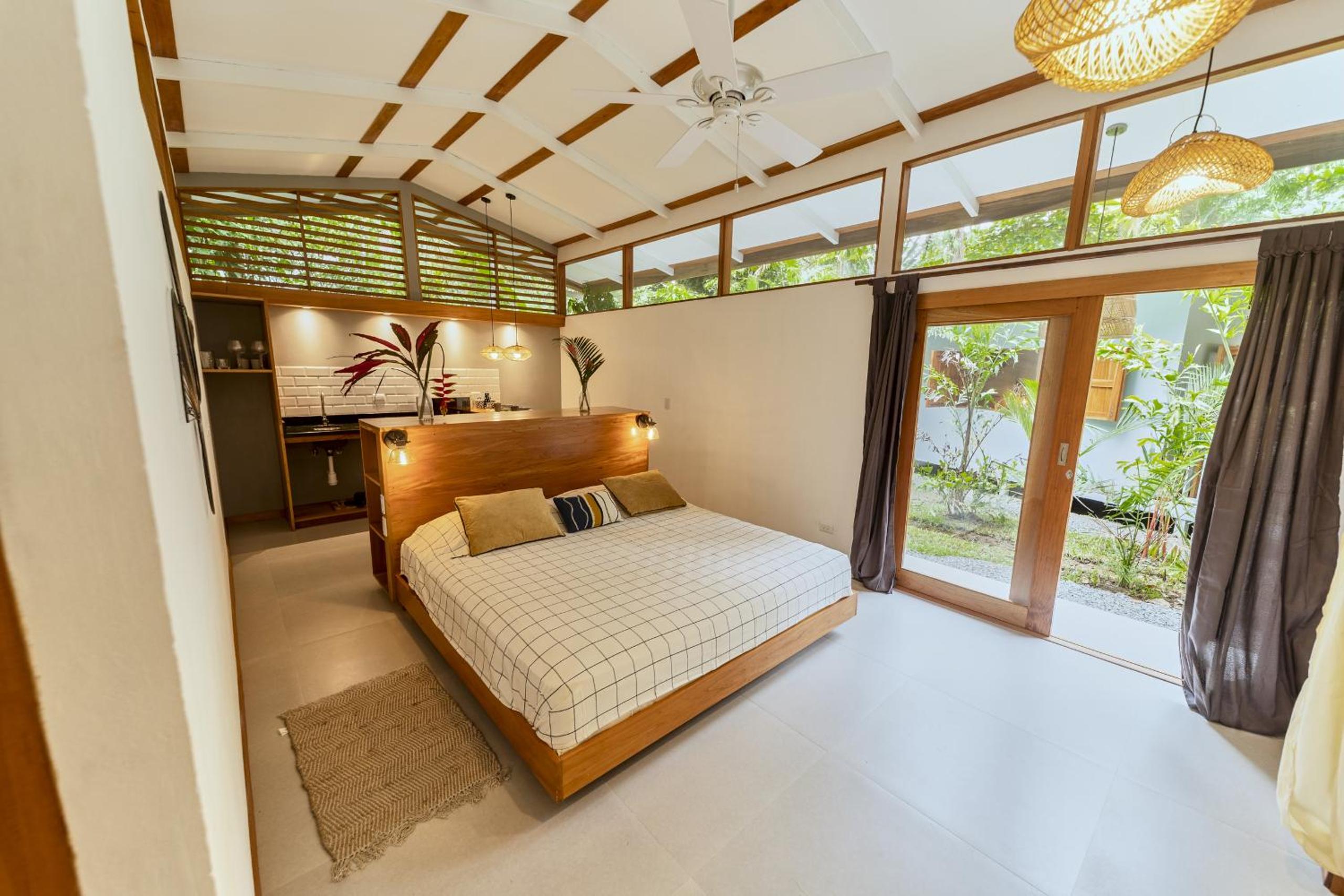 SIREN SANCTUARY Resort