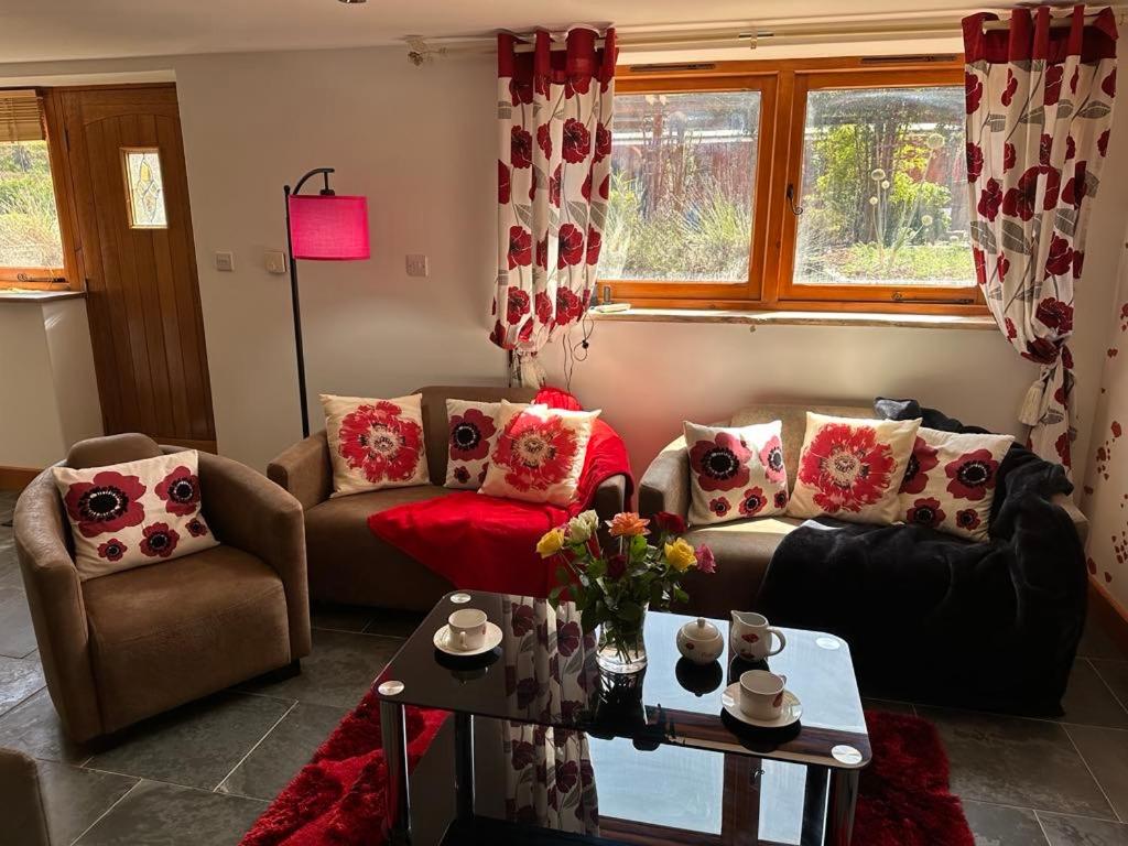 Poppy Cottage - Great Houndbeare Farm Holiday Cottages