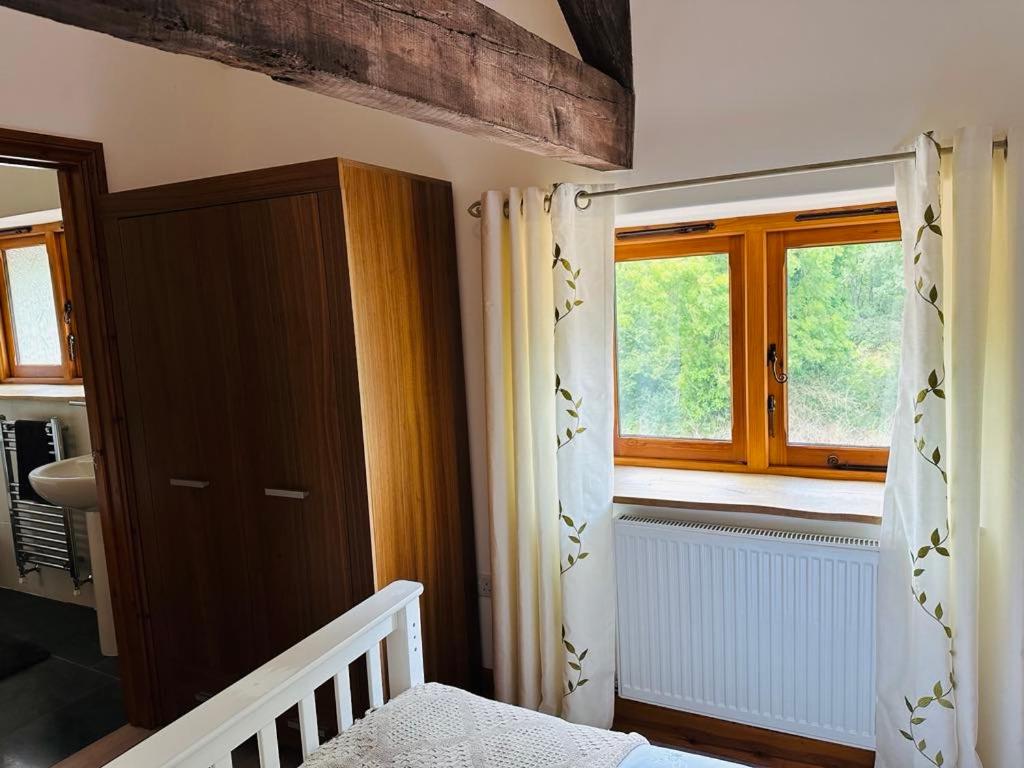Ivy Cottage - Great Houndbeare Farm Holiday Cottages