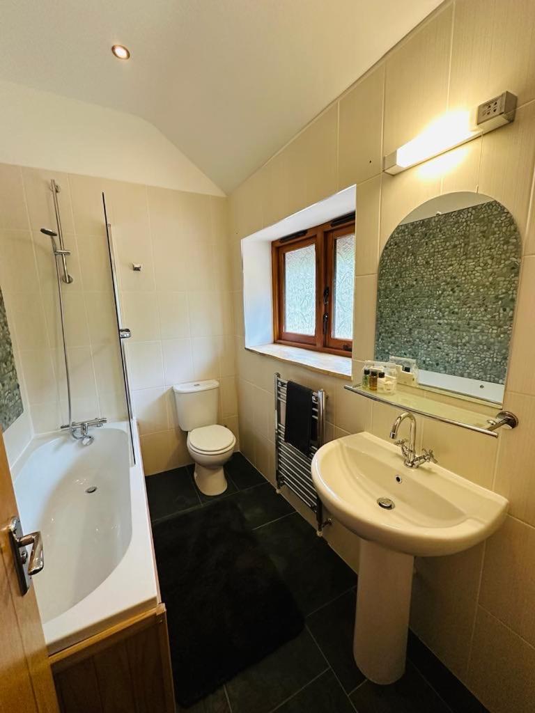 Ivy Cottage - Great Houndbeare Farm Holiday Cottages