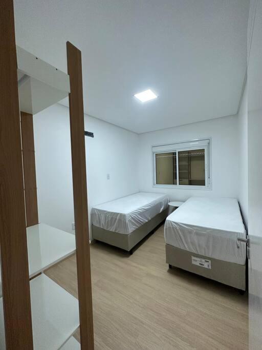 Apartamento com linda vista em Piratuba