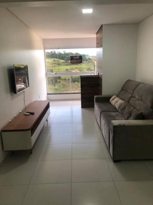 Apartamento com linda vista em Piratuba