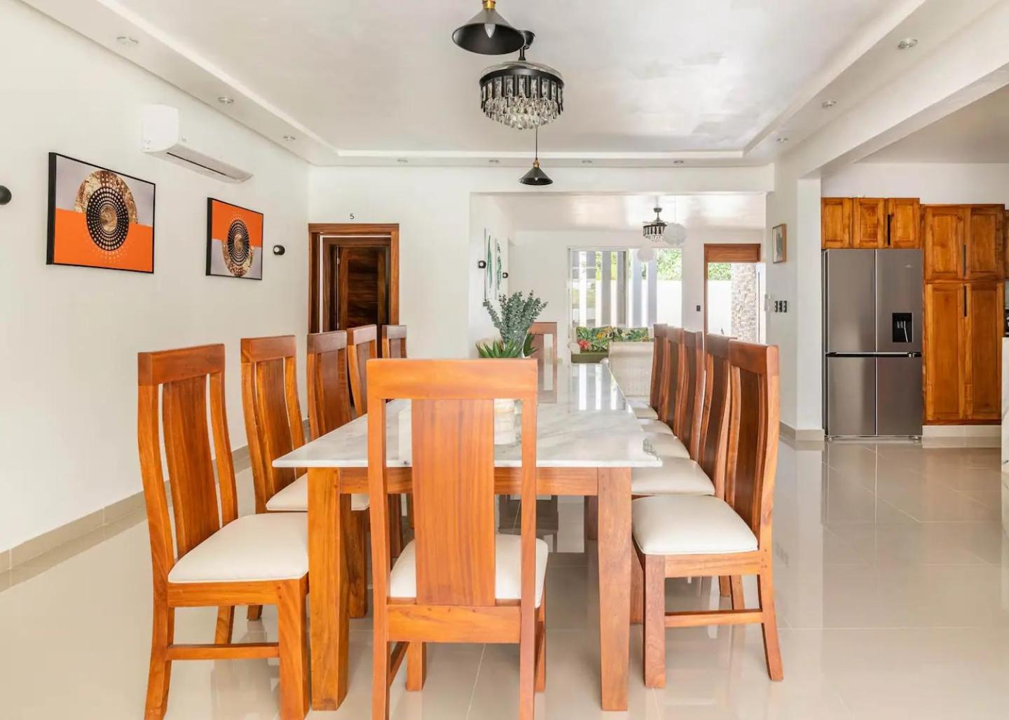 dining