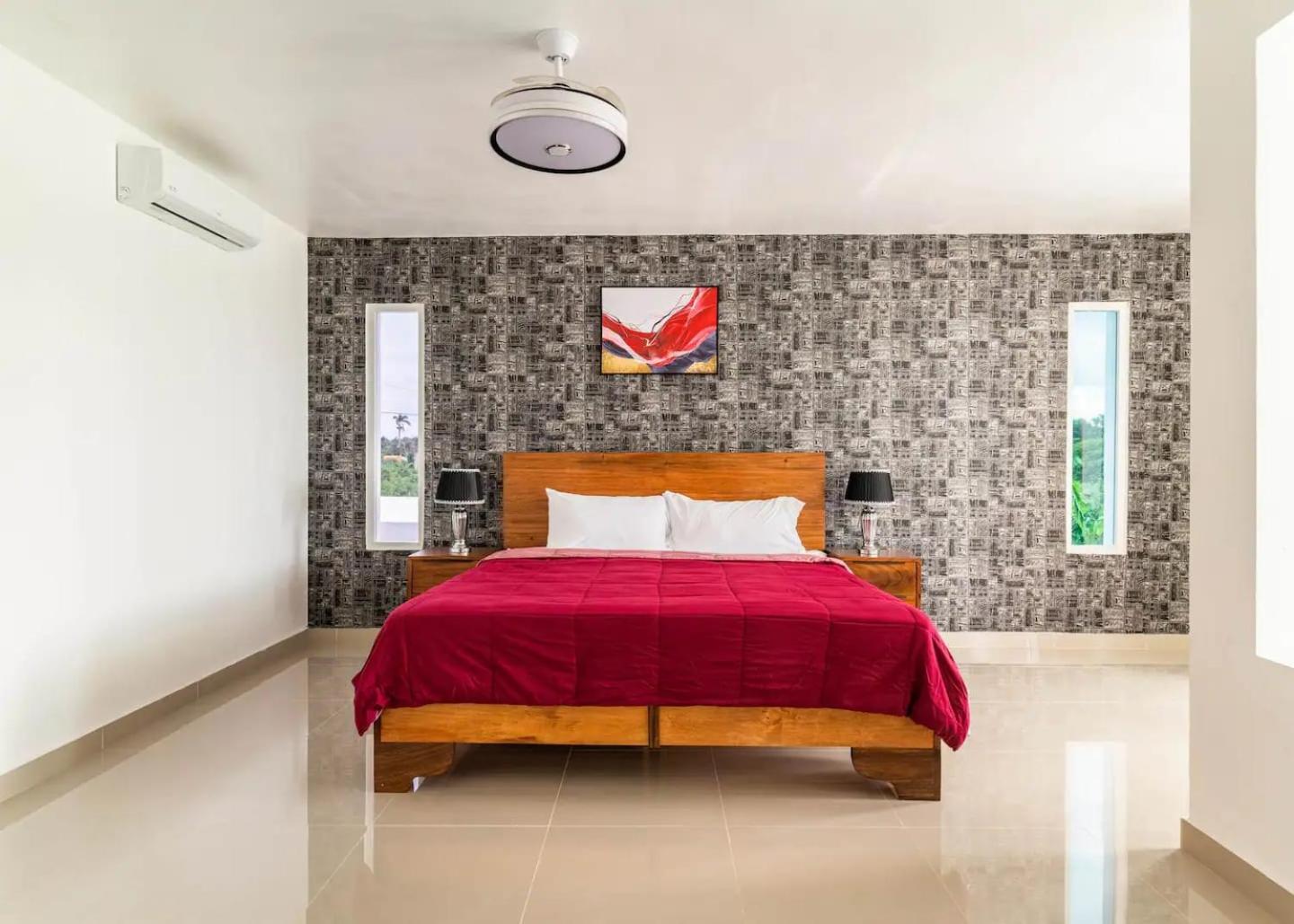 Modern Vacation Paradise Villa with Private Pool