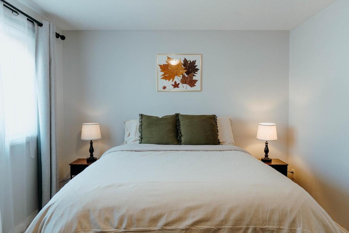 Central Calgary & Nearby Mountain Escape - 4 Beds