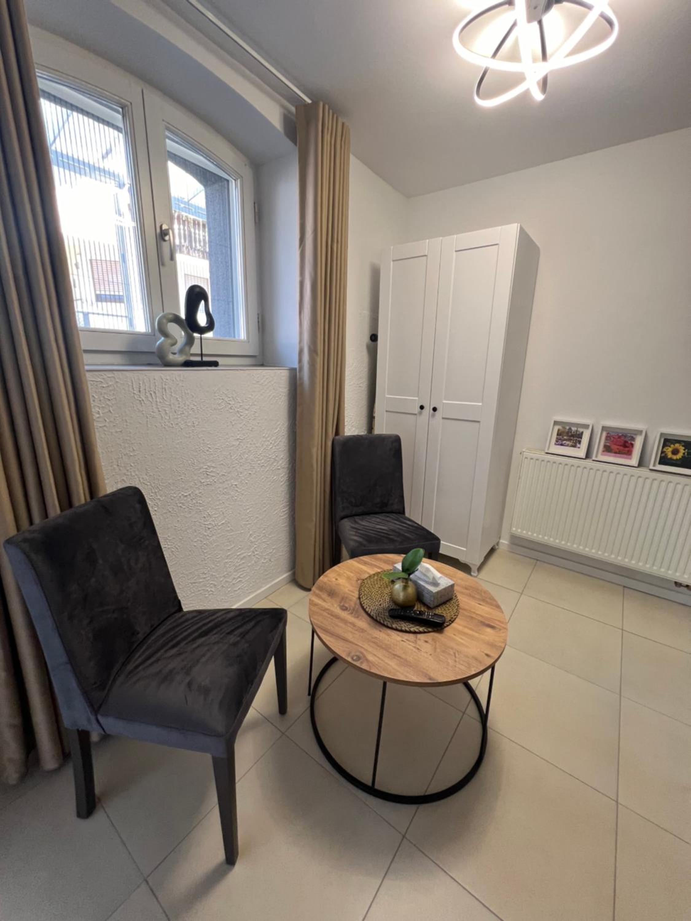 Hilde Apartments