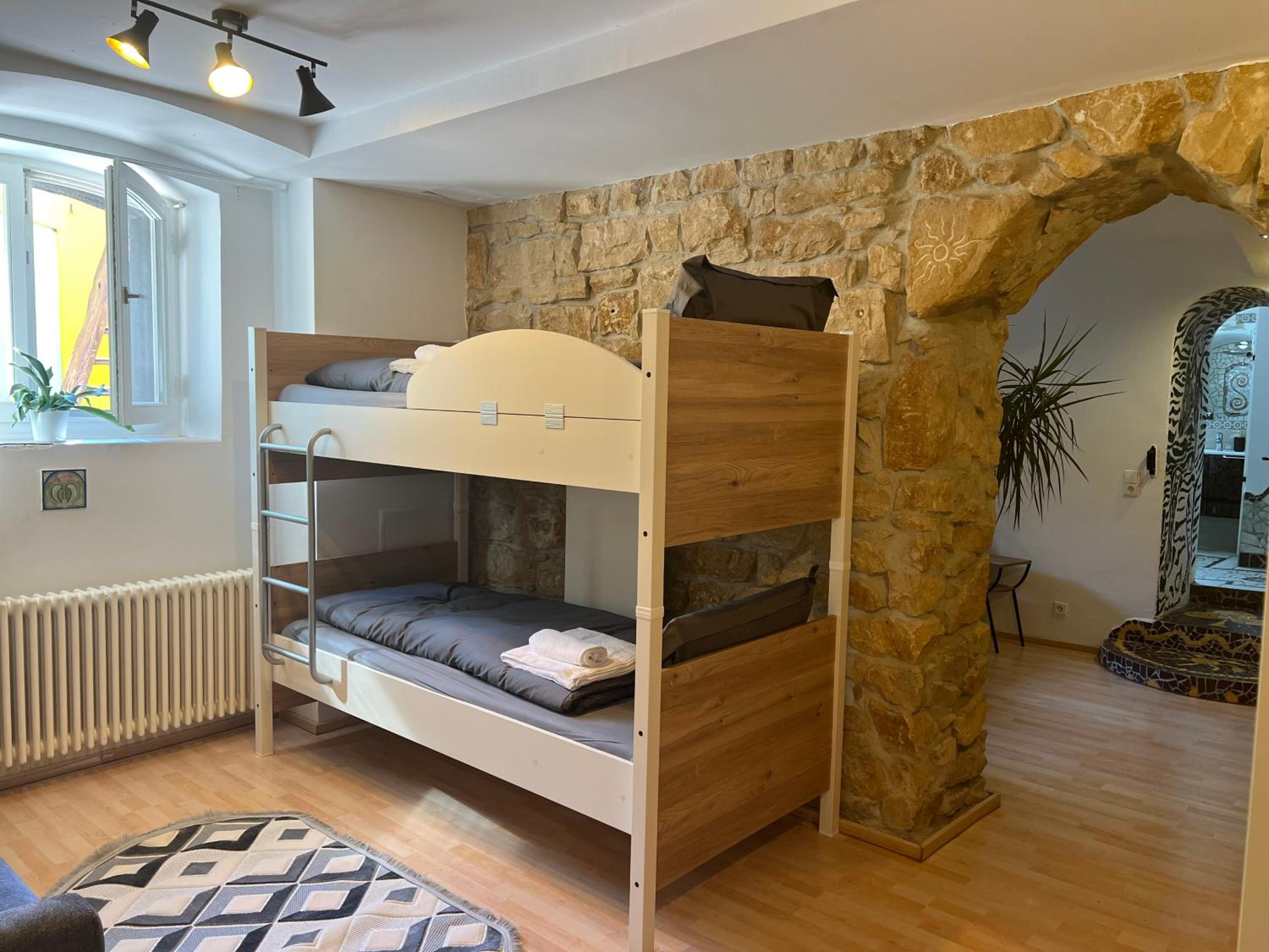 Hilde Apartments
