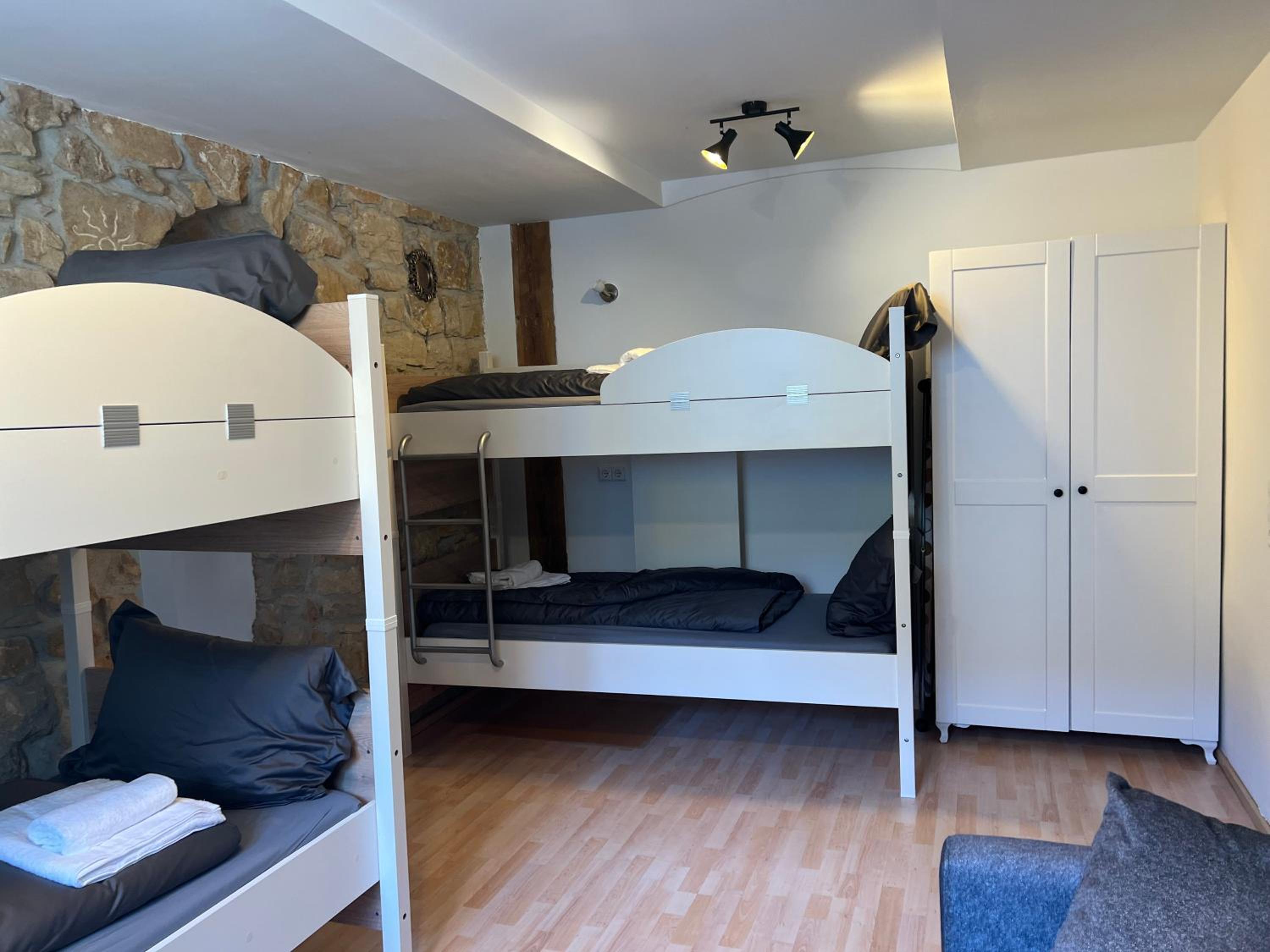 Hilde Apartments