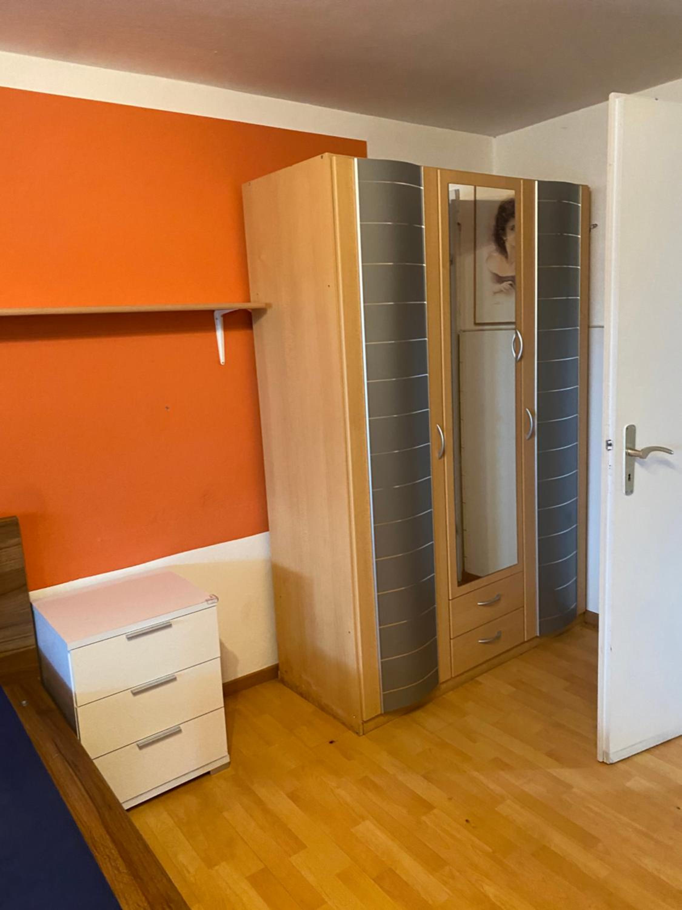 Apartment in basement of a house with good daylight