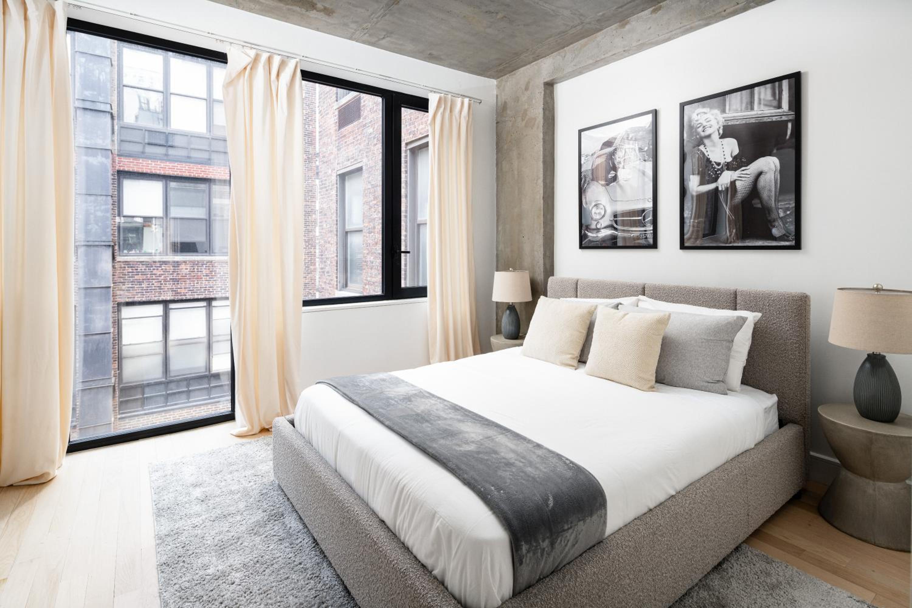 Charming Penthouse in New York