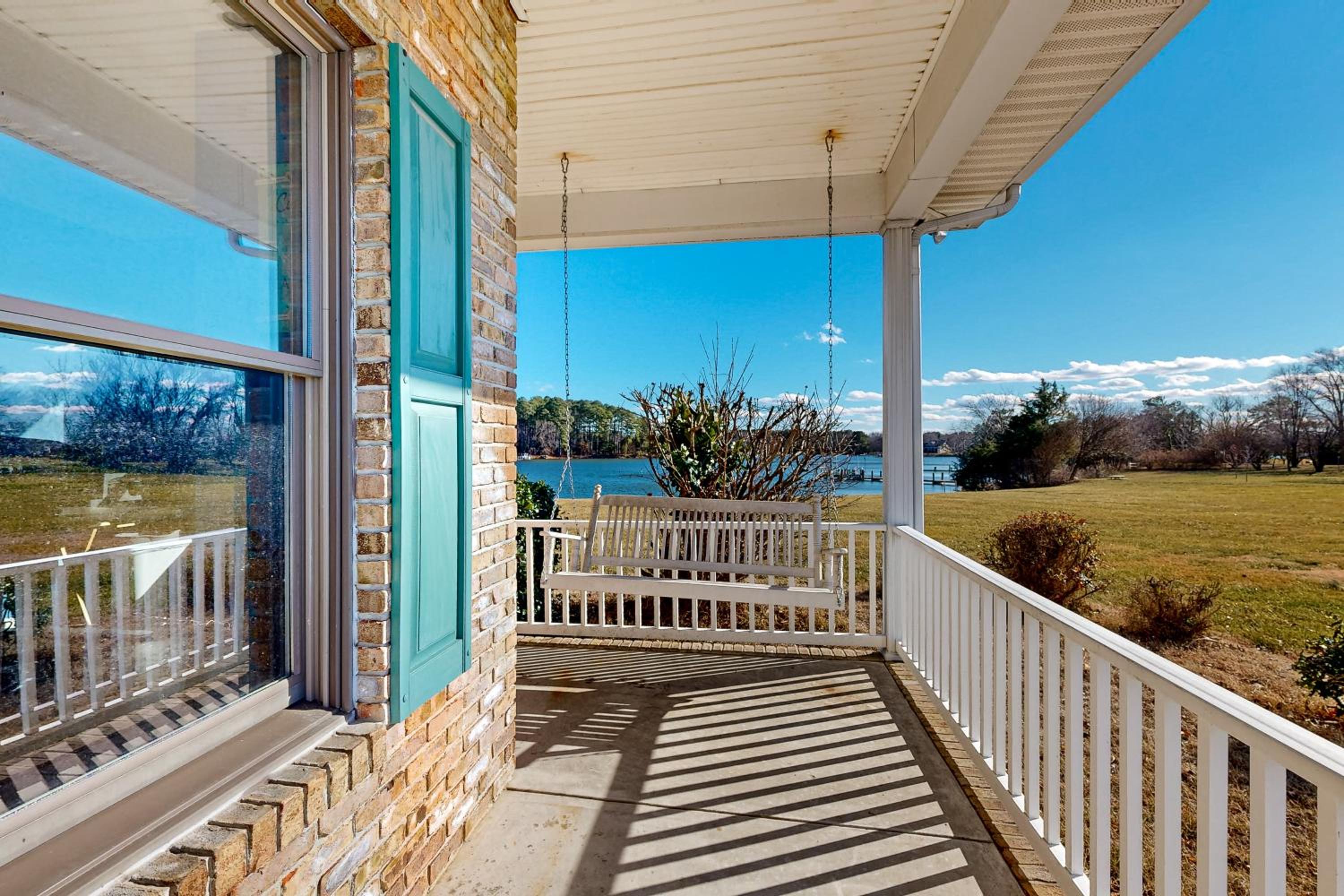 Dock, Pier and Chesapeake Bay Access! Family Getaway