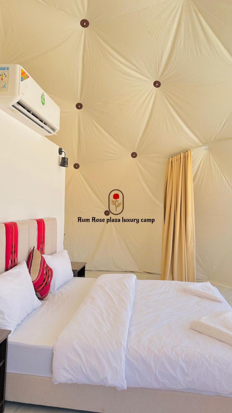 RUM MARS VALLEY BUBBLE lUXURY CAMP