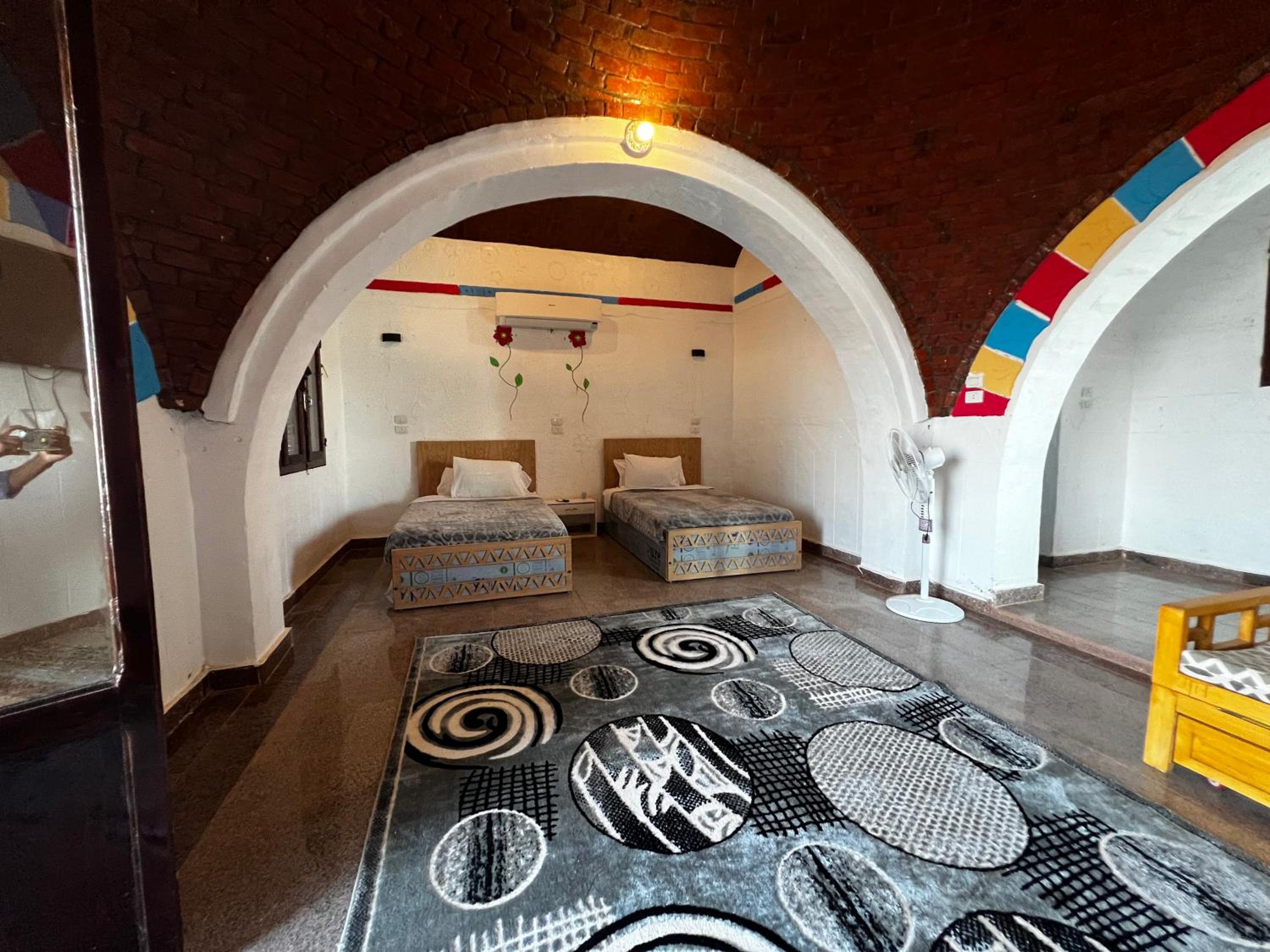 Essi ka Guest house