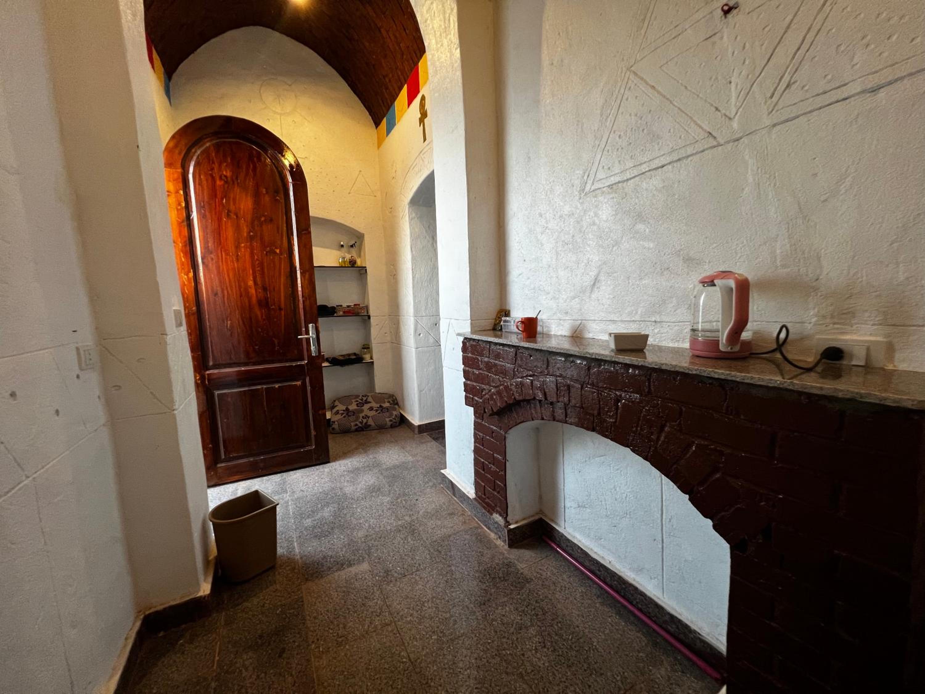 Essi ka Guest house