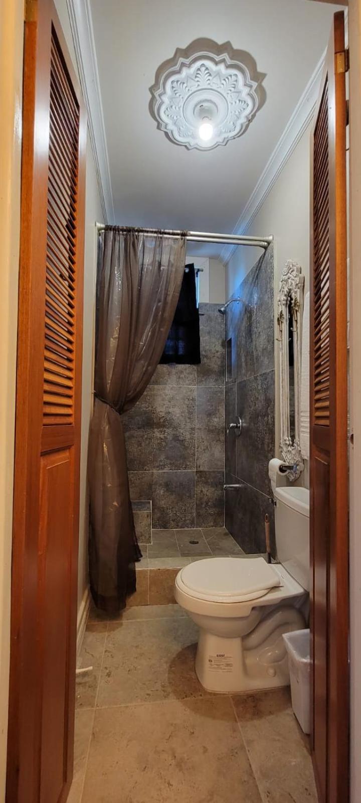 Caye Caulker Boutique Guesthouse 2