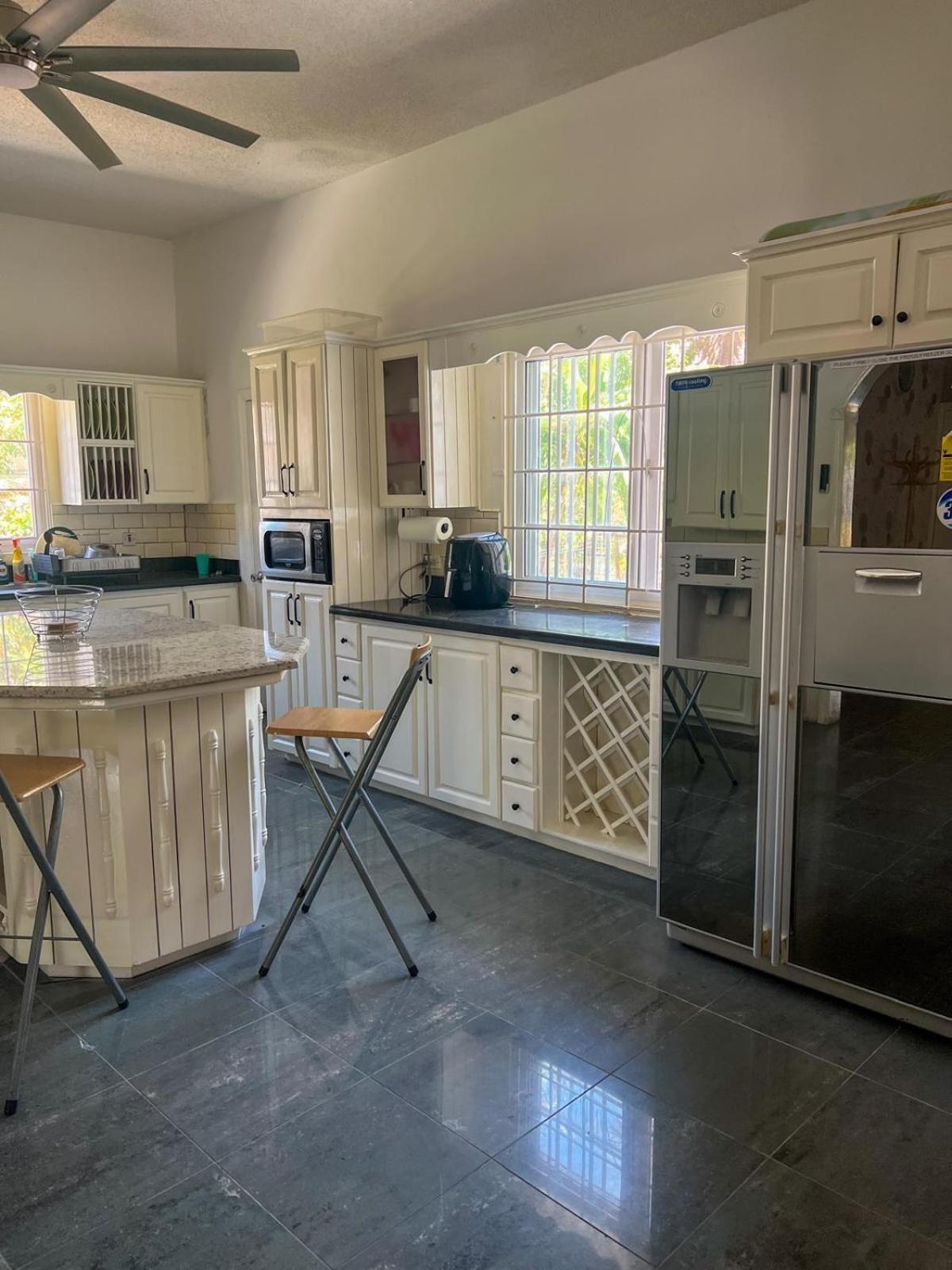 5 Bed Villa Sleeps 14 - Private Pool - Smart TVs view 4