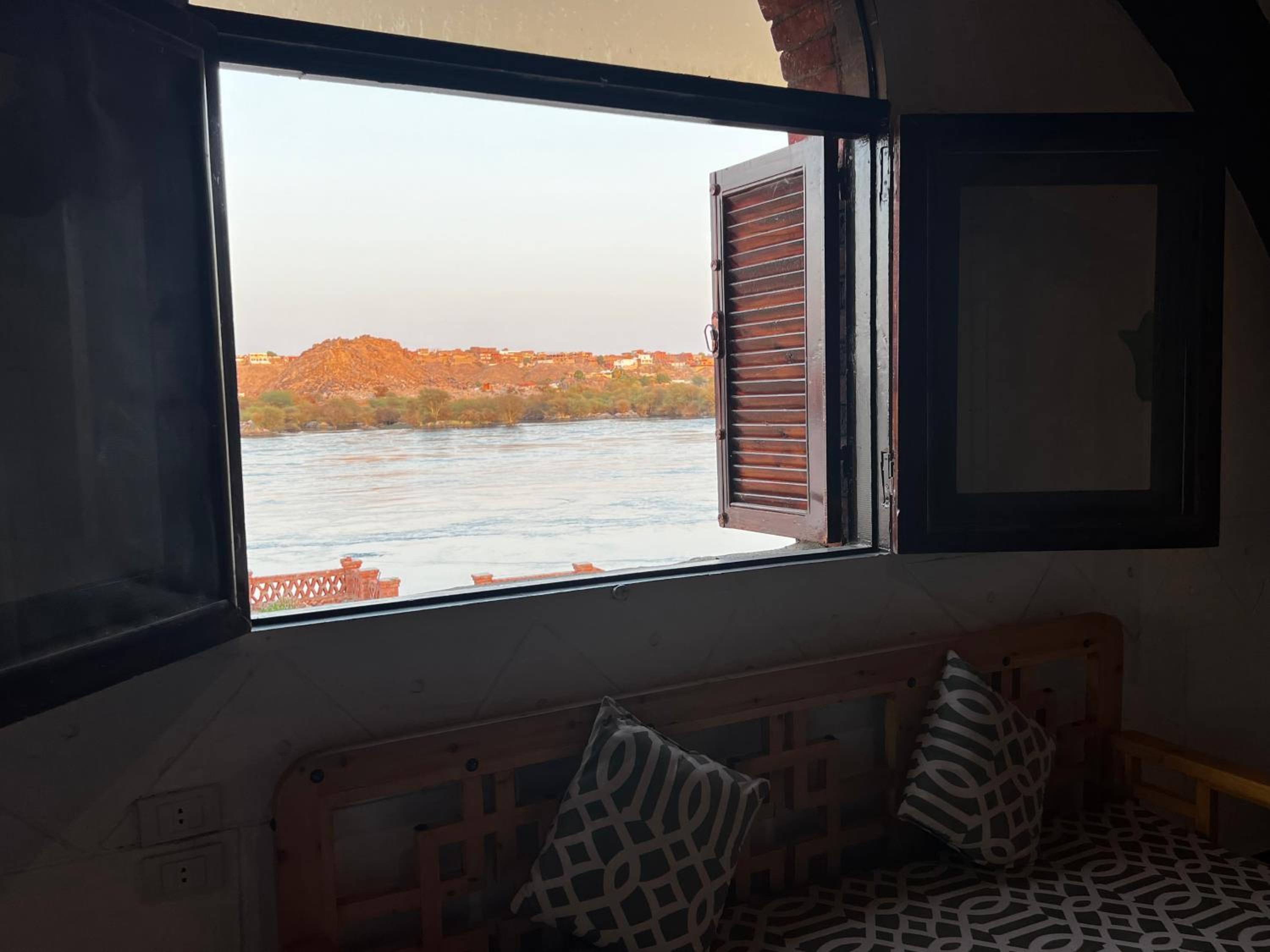 Essi ka Guest house